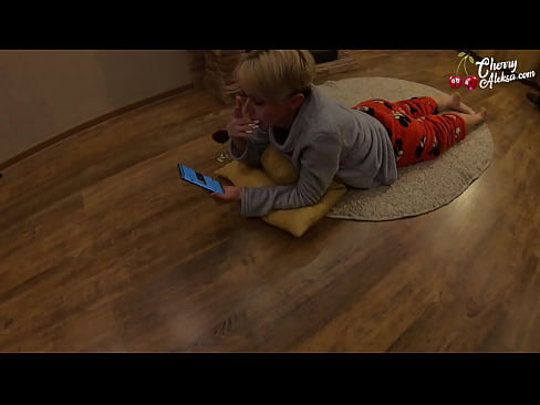❤️ Skør blondine suger kæmpe pik og hopper på den - analsex ❤❌ Porn video at da.hentaivost.ru ❌️