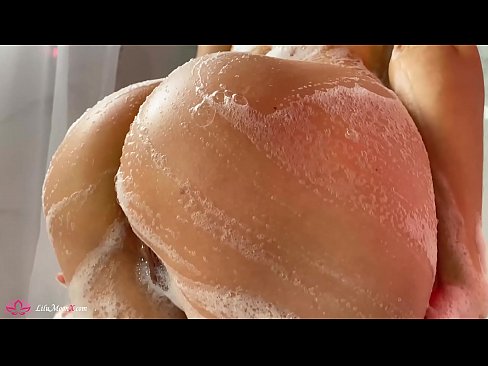 ❤️ Brunette onanerer fisse med vibrator til intens orgasme i brusebad ❤❌ Porn video at da.hentaivost.ru ❌️