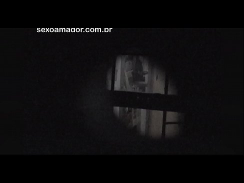 ❤️ Blondie bliver hemmeligt videooptaget af en voyeur fra nabolaget gemt bag hule mursten ❤❌ Porn video at da.hentaivost.ru ❌️